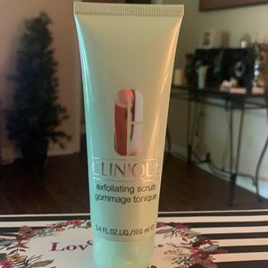 Clinique exfoliating scrub